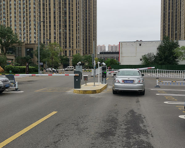 山西元一智能公司 解讀，三輥閘的質量應該如何判斷？